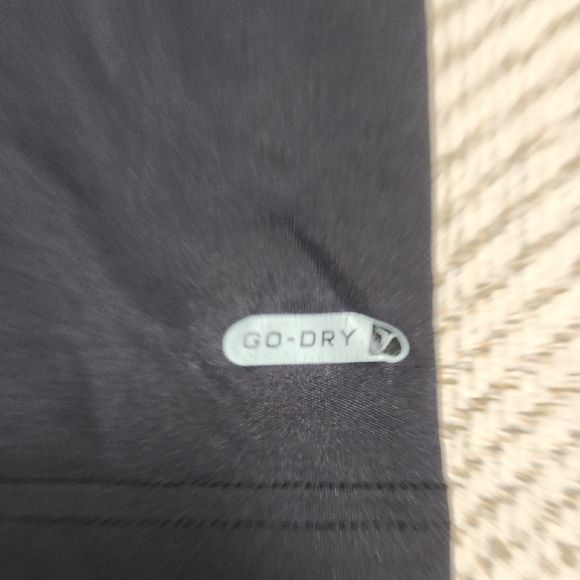 Old Navy Kids Tee - Black and Yellow - Picture 6 of 6